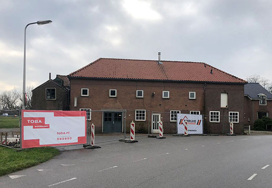 Oud Bodegraafseweg Doordacht Rien Schakel - start bouw met bouwhekdoek